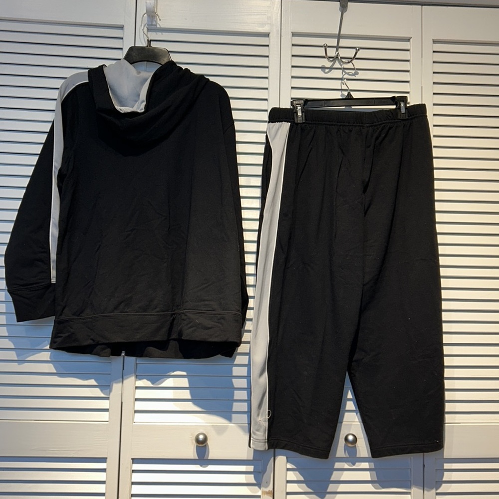 🫶🏼NWT- JMS just my size women warm-up suit, size 1X with cropped pants - Picture 3 of 12